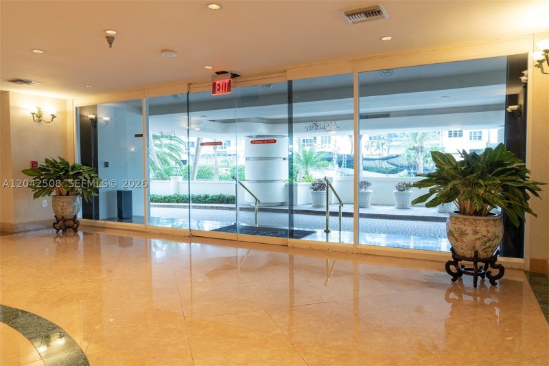Comprar apartamento en L`Excellence 1604