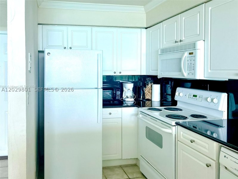 Apartment for rent at The Wave Condo 424