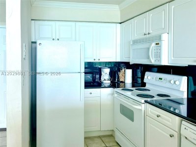 Aluguel de apartamento no The Wave Condo 424