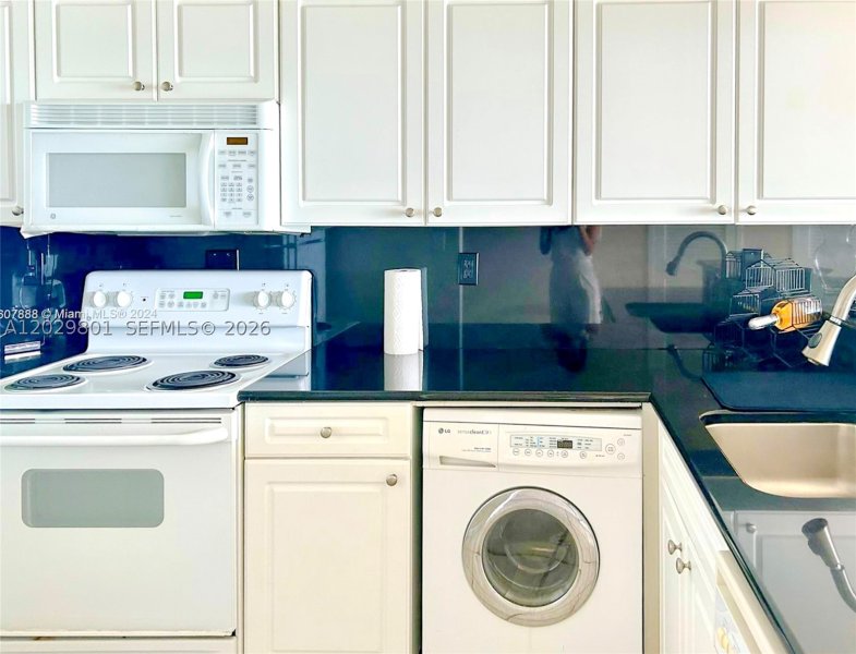 Apartment for rent at The Wave Condo 424