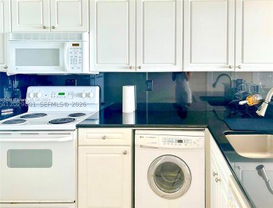 Aluguel de apartamento no The Wave Condo 424