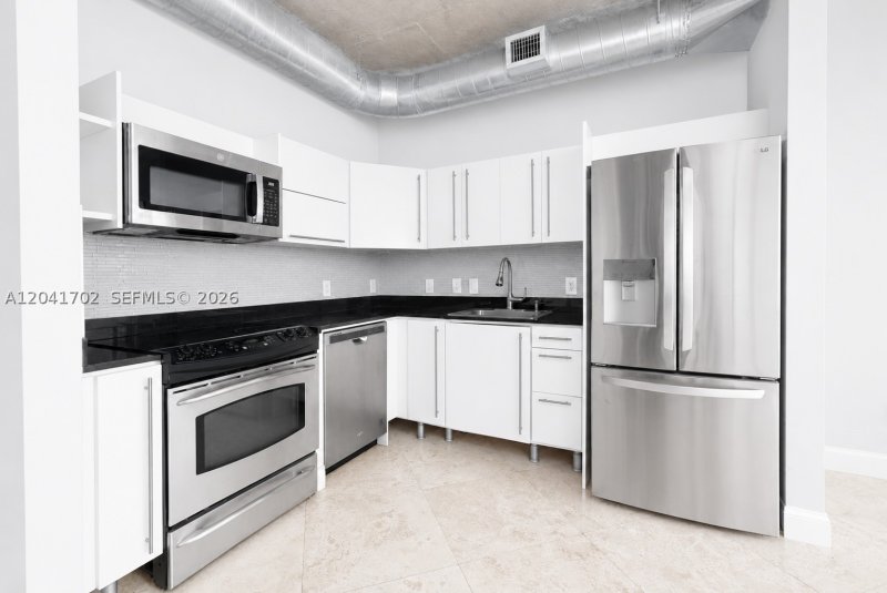 Apartment for rent at Neo Vertika Brickell 3118
