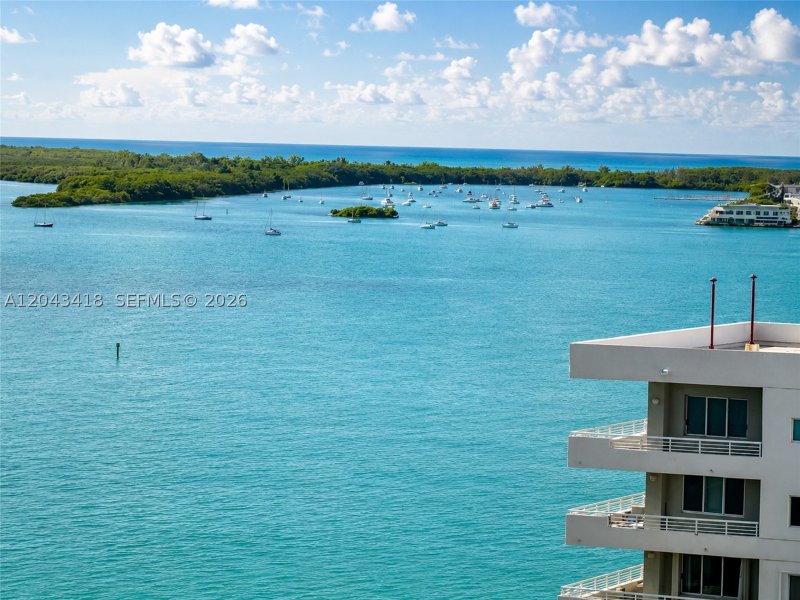 Apartment for rent at Brickell House Condo 1806