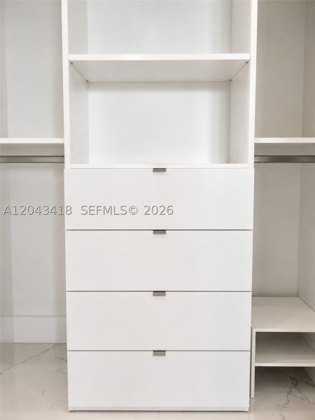 Apartment for rent at Brickell House Condo 1806