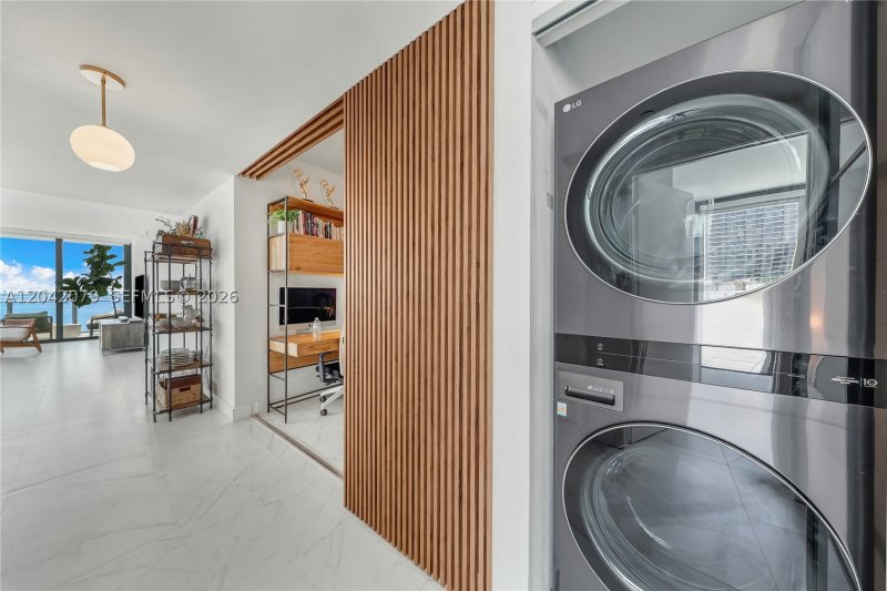 Comprar apartamento en Icon Bay 701