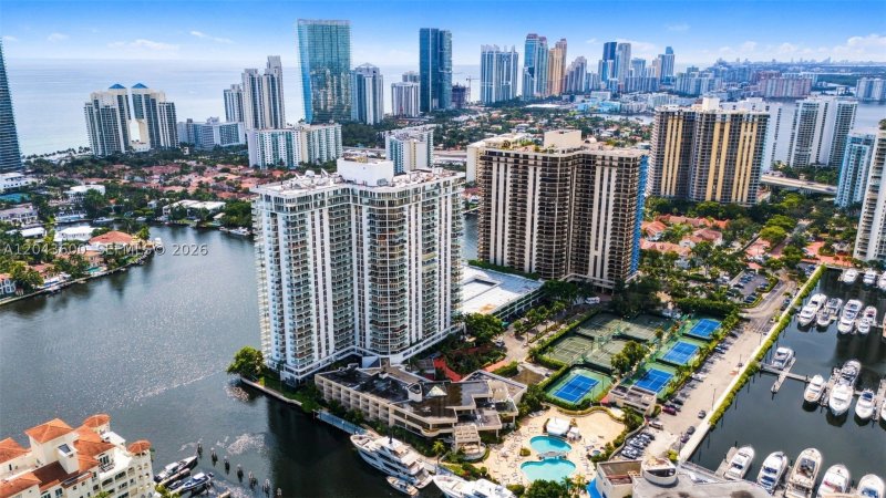 Alquiler de apartamento en Turnberry Isle 23C