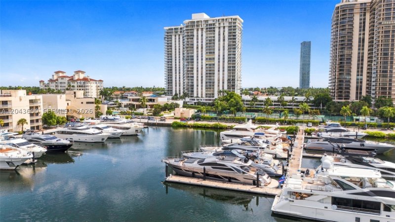 Apartment for rent at Turnberry Isle 23C