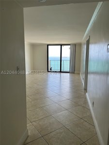 Comprar apartamento en Oceanfront Plaza 1805