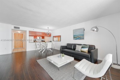 Comprar apartamento no The Club At Brickell Bay 3614