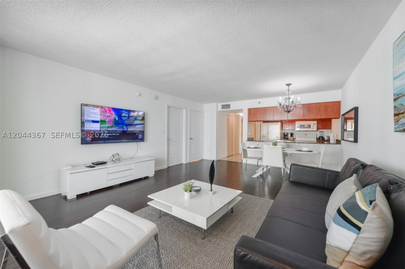 Condo for sale at The Club At Brickell Bay 3614
