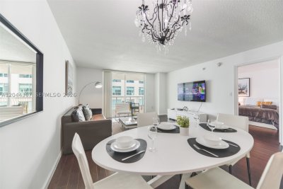 Comprar apartamento no The Club At Brickell Bay 3614
