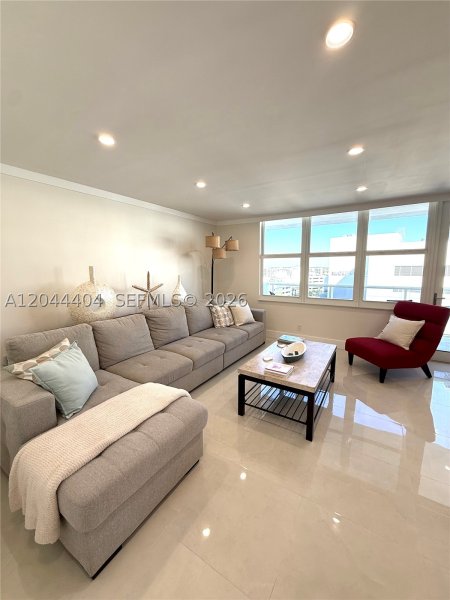 Sea Air Towers Apt #1225