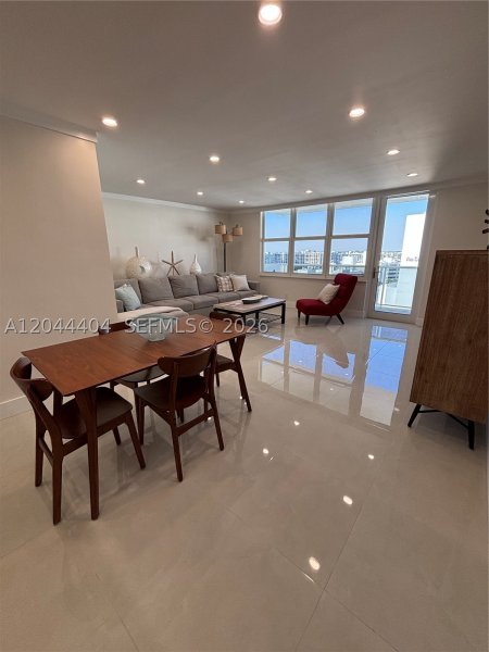 Apartment for rent at Sea Air Towers 1225
