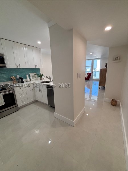 Apartment for rent at Sea Air Towers 1225