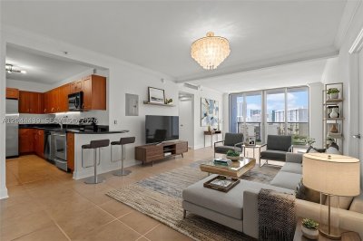 401 Blu Apt #1012