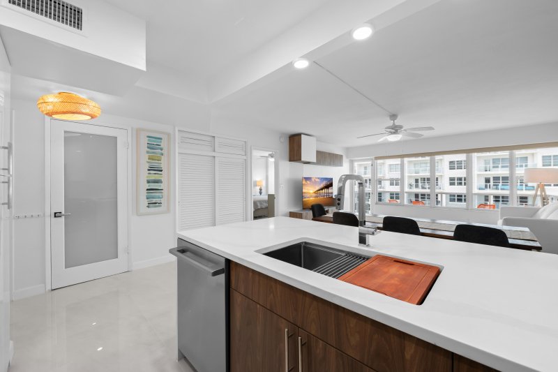 Apartment for rent at Royal Ambassador 1604