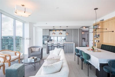 Aluguel de apartamento no Biscayne Beach 4307