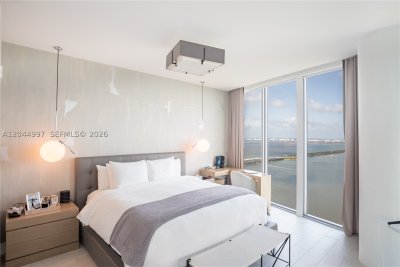 Aluguel de apartamento no Biscayne Beach 4307