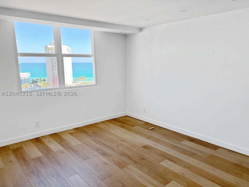 Condo for sale at Aquasol PH-A