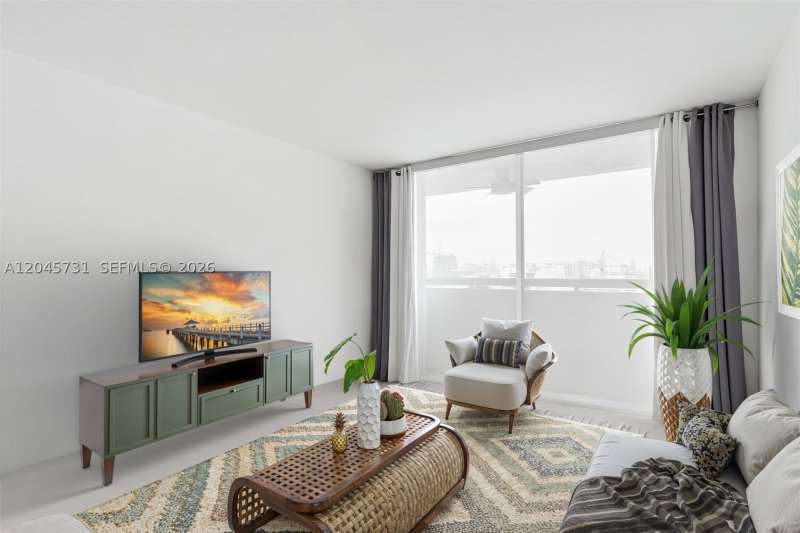 Condo for sale at Parc Plaza 14F