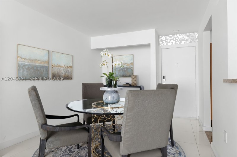 Condo for sale at Parc Plaza 14F