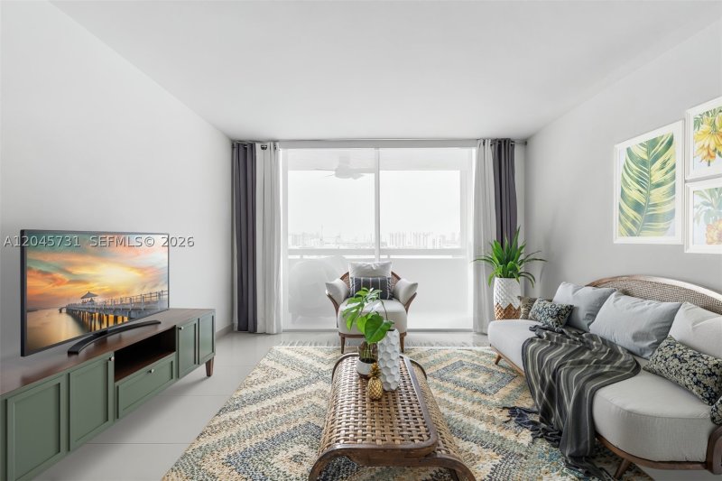 Condo for sale at Parc Plaza 14F