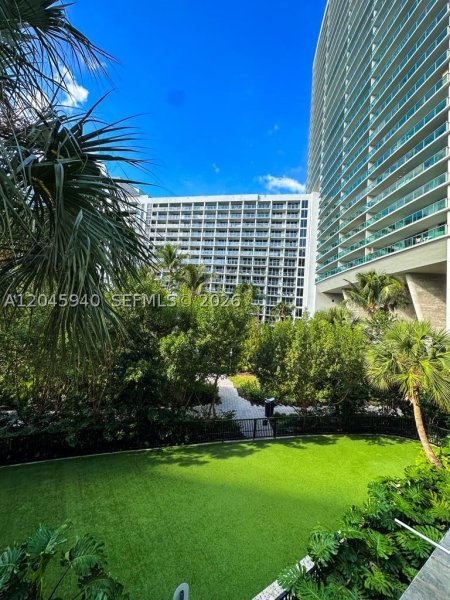 Condo for sale at Flamingo 264S