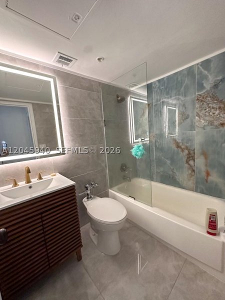 Condo for sale at Flamingo 264S