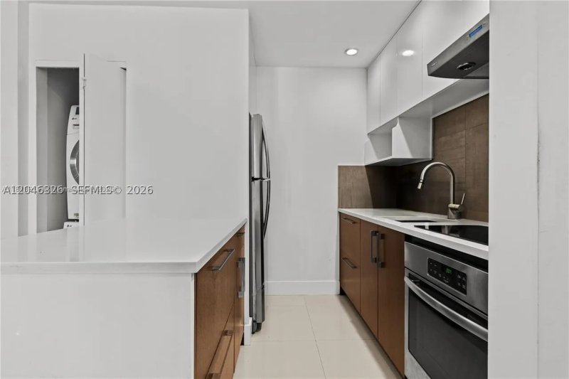 Comprar apartamento en Tigertail Bay 102