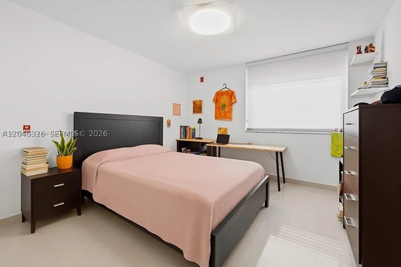 Comprar apartamento en Tigertail Bay 102