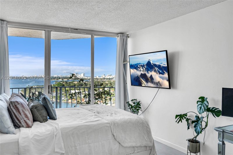 Comprar apartamento en Grandview Palace 2412