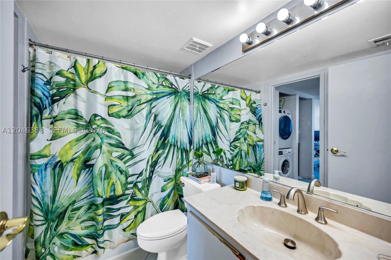 Comprar apartamento en Grandview Palace 2412