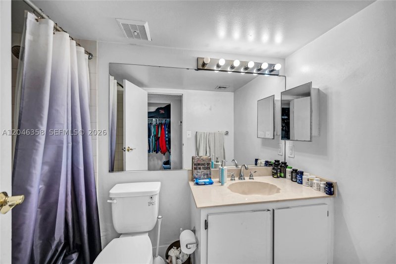 Comprar apartamento en Grandview Palace 2412