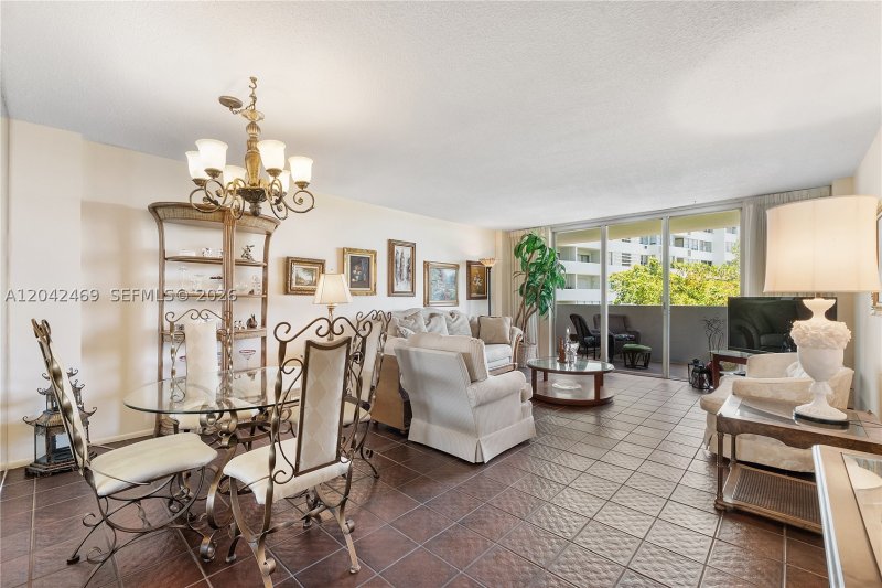 Condo for sale at Island Terrace 6A