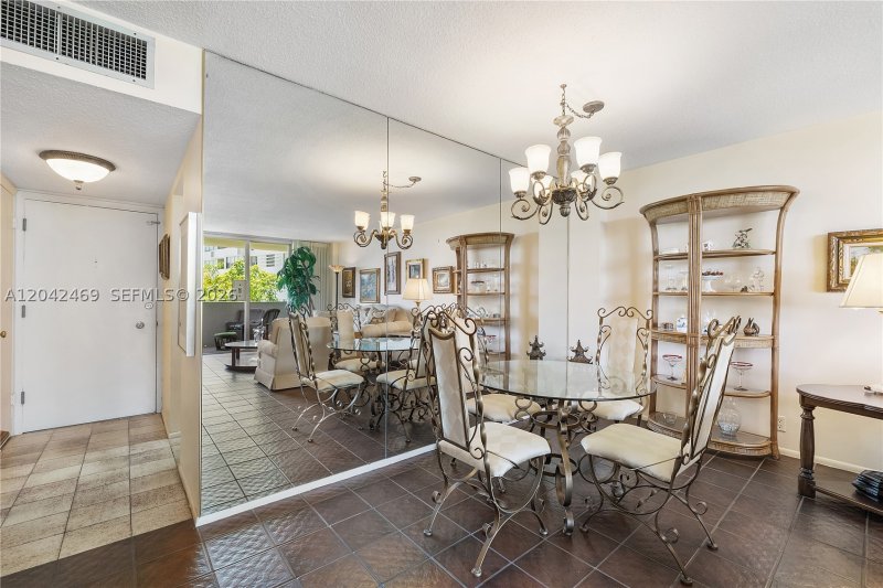 Condo for sale at Island Terrace 6A