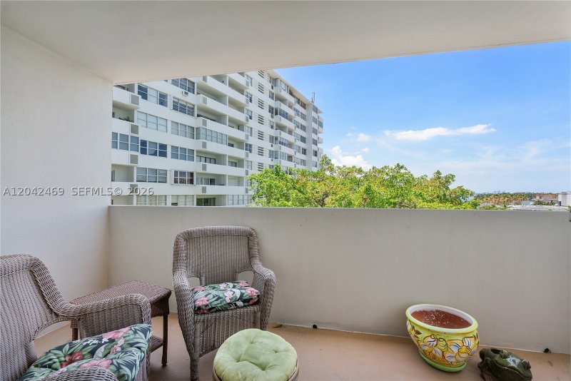 Condo for sale at Island Terrace 6A