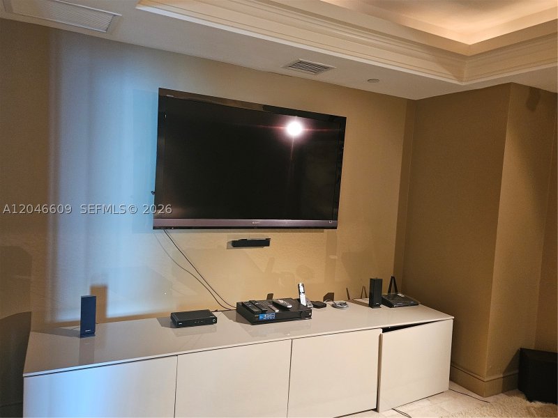 Apartment for rent at Hamptons South 2409