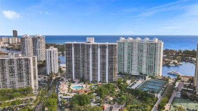 Comprar apartamento en Hamptons West 407