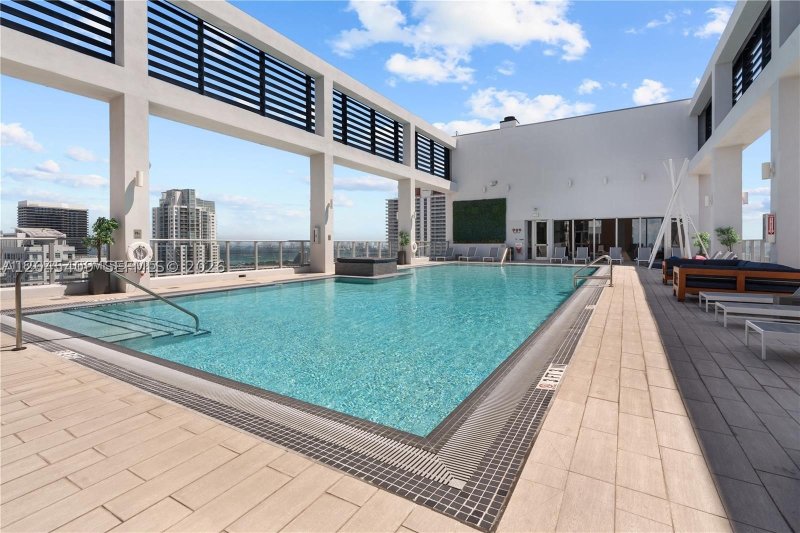 Alquiler de apartamento en Centro Condo 1402