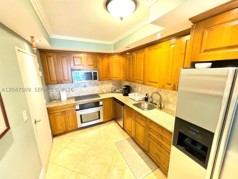 Condo for sale at Tides Hollywood Beach 7O