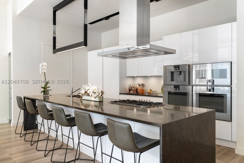 Comprar apartamento no Ritz-Carlton Residences Miami Beach 209