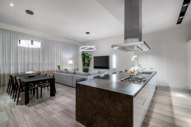 Comprar apartamento no Ritz-Carlton Residences Miami Beach 209
