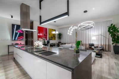 Comprar apartamento no Ritz-Carlton Residences Miami Beach 209