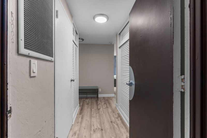 Condo for sale at Coral Ridge Towers East 920