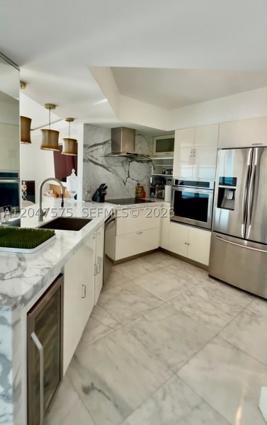 Apartment for rent at The Waverly At Surfside 826