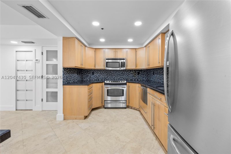 Alquiler de apartamento en Royal Club Condo 406
