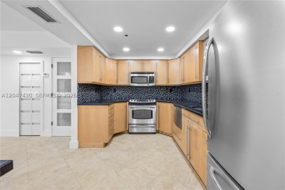 Aluguel de apartamento no Royal Club Condo 406