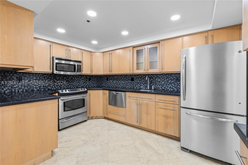 Alquiler de apartamento en Royal Club Condo 406