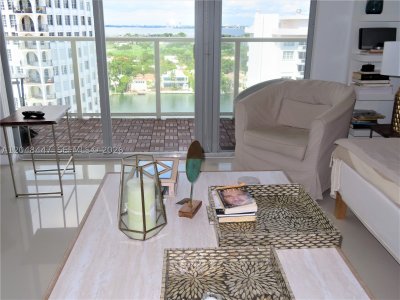 Aluguel de apartamento no Arlen Beach 1703
