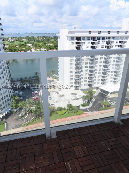 Apartment for rent at Arlen Beach 1703